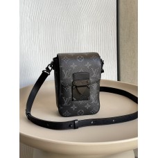 Louis Vuitton S-LOCK VERTICAL  M81522 12x19x7cm