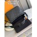 Louis Vuitton  M46255 26x20x7CM  District 