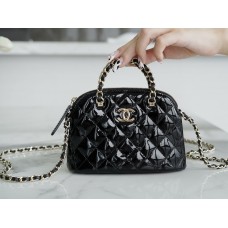 Chanel Shell bag 11*16*5.5cm