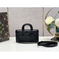 Dior Lady Dior D-Joy 26cm