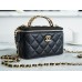 Chanel Vantity case with letter handle 9.5*17*8cm