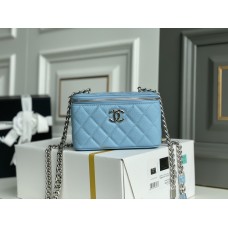 Chanel Vanity Case 16cm