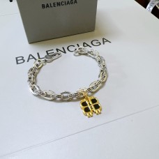 Banlenciaga bracelet size 17 and 19