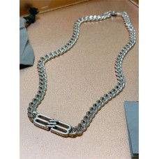 Banlenciaga necklace 