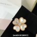 Van Cleef & Arpels Earstuds best replica 