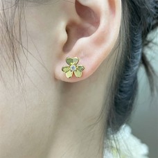 Van Cleef & Arpels Earstuds best replica 