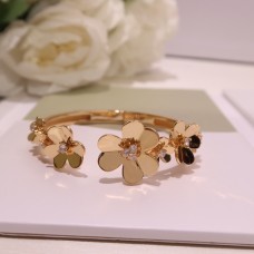 Van Cleef & Arpels bracelet best replica size 17cm and 19cm 