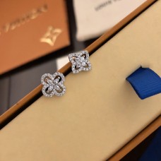 Louis Vuitton Earstuds best replica 