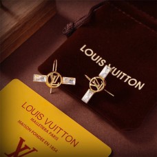 Louis Vuitton Earstuds best replica 