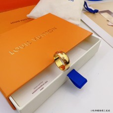 Louis Vuitton Ring best replica size 6 7 8