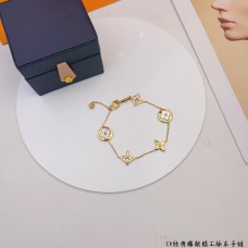 Louis Vuitton chain bracelet best replica