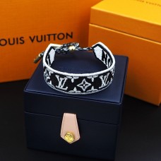 Louis Vuitton bracelet best replica size 17cm and 19cm 