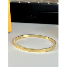 Louis Vuitton bracelet best replica size 17cm and 19cm 