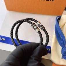 Louis Vuitton bracelet best replica size 17cm and 19cm 