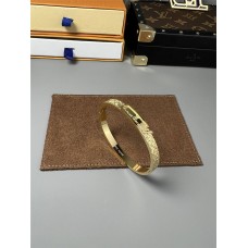 Louis Vuitton bracelet best replica size 17cm and 19cm 