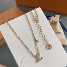 Louis Vuitton necklace best replica 