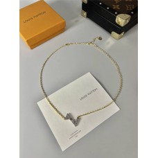 Louis Vuitton necklace best replica 