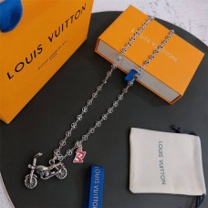 Louis Vuitton necklace best replica 