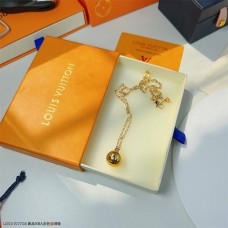 Louis Vuitton necklace best replica 