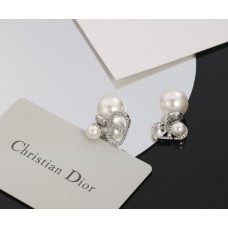 Dior Earstuds best replica