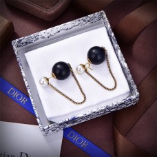 Dior Earstuds best replica