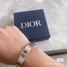 Dior bracelet best replica size 17cm and 19cm