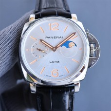 Panerai Luminor Due with Swiss movement