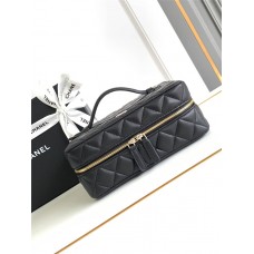 CHANEL vanity case  2024 new