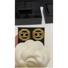 Chanel earstud 2024 new