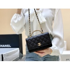 Chanel WOC AP2804 Size 19x12x3.5cm