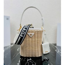 Prada 1BE062  18cm*19cm*11cm 2024 New