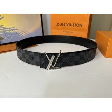 Designer belt Size EU80-100 comment or whatsapp 2024 new