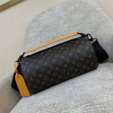 Louis Vuitton SOFT POLOCHON M46691   size：33x17x17cm 2024 New