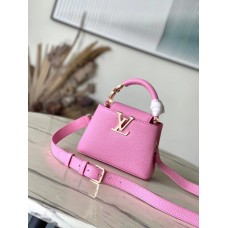 Louis Vuitton M24989  Capucines 21 × 14 × 8 cm 2024 New