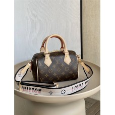 Louis Vuitton SPEEDY 20   M46234  size：20.5x12.5x12cm 2024 New