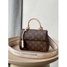 Louis Vuitton Cluny Mini  M46055  size：20x 16x 7.5cm 2024 New