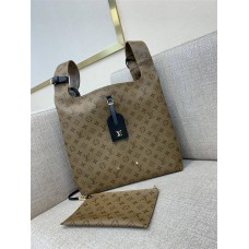 Louis Vuitton ATLANTIS M46817   size：34x34x13.5cm 2024 New