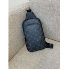 Louis Vuitton AVENUE  M47137    size：16 x 33 x 5.7cm 2024 New