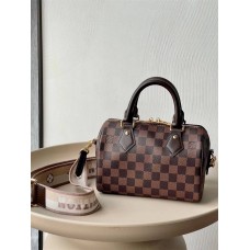 Louis Vuitton SPEEDY BANDOULIÈRE 20  N40489    size：20.5x13.5x12cm 2024 New