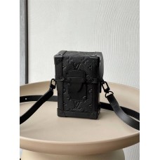 Louis Vuitton VERTICAL TRUNK M82070  size：10.7x17.5x6.8cm 2024 New