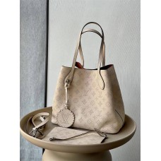 Louis Vuitton BLOSSOM M21850  size：30x27.5x16cm 2024 New