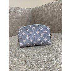 Louis Vuitton M12440 Pochette Cosmétique  size:19 x 12 x 6 cm 2024 New