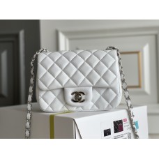 Chanel classic flap CF  17cm 2024 New