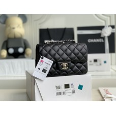 Chanel classic flap CF  20cm 2024 New