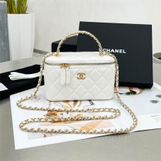 Chanel WOC with handle 17cm mini 2024 New