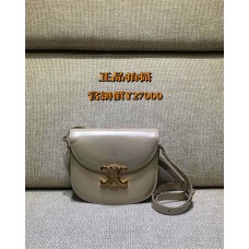 Celine besace triomphe 110413    size: 18.5*16*6cm 2025 New