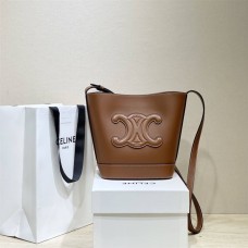 Celine cuir triomphe  198243   size: 22*24*13cm 2025 New