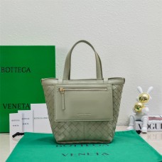 BV Bottega Veneta Flip Flap tote 23x18.5x15cm， style: 7746 2025 New