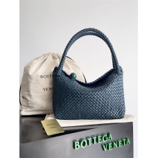 BV Bottega Veneta TOSCA 776755  size: 20*15.5*7cm 2025 New