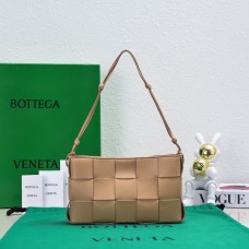 BV Bottega Veneta  Cassette 22.5x13.5x4.5cm， style: 7741 2025 New